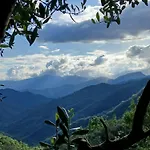 House - Sleeps 5 Scenic Views Fireplace & Garden Baiardo
