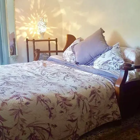 Cozy Retreat In Bajardo Дом отдыха