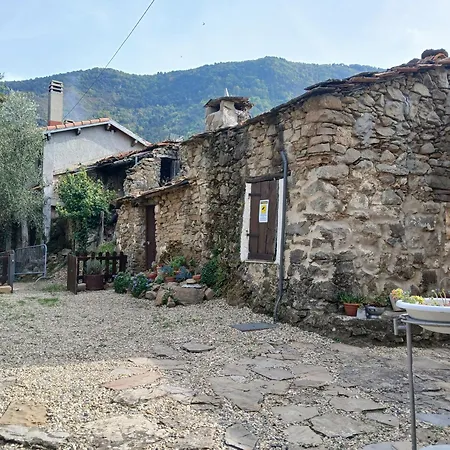 Дом отдыха Cozy Retreat In Bajardo *