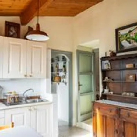 Дом отдыха House - Sleeps 5 Scenic Views Fireplace & Garden